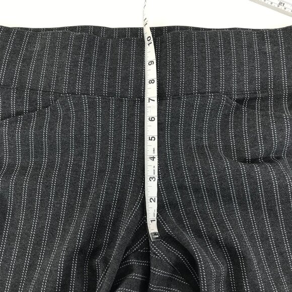 Torrid Studio Pixie Luxe Ponte Skinny Pant Women's Plus Size 1/1X Gray Stripe - Picture 6 of 12